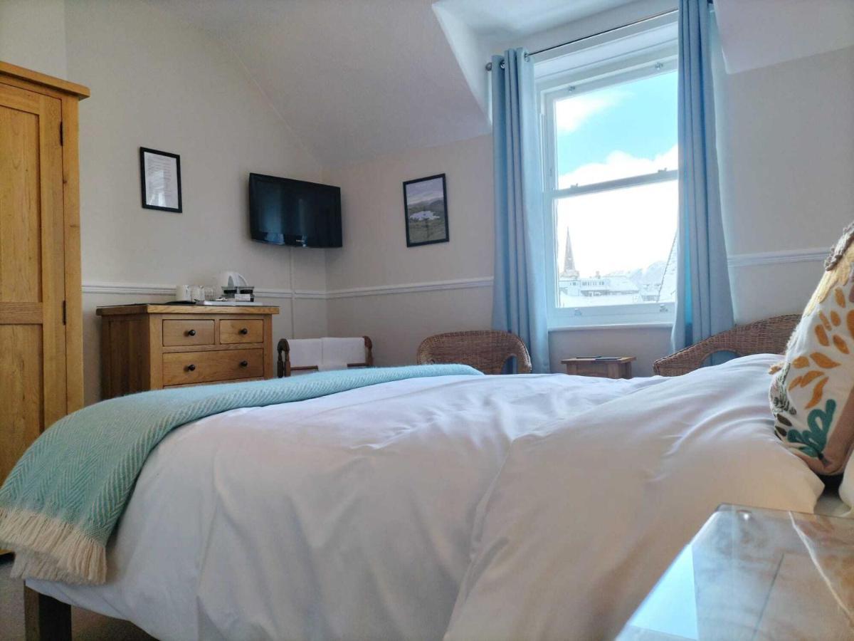 Clarence House Bed & Breakfast Keswick  Bagian luar foto