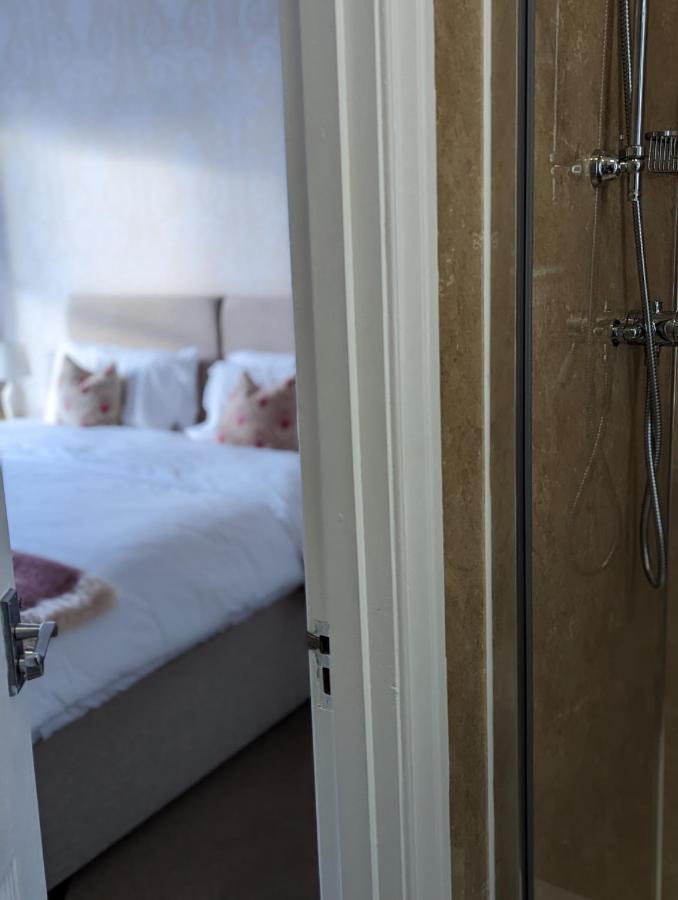 Clarence House Bed & Breakfast Keswick  Bagian luar foto